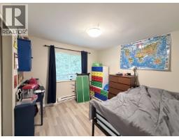 5565 Riley Road, Halfmoon Bay, BC V7Z1B6 Photo 9