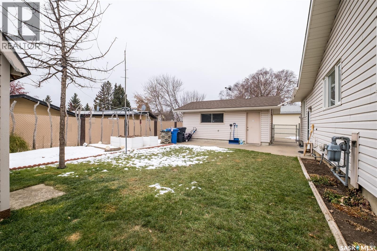 Single Family House Bungalow for Sale in  Cowan DRIVE Prince Albert 