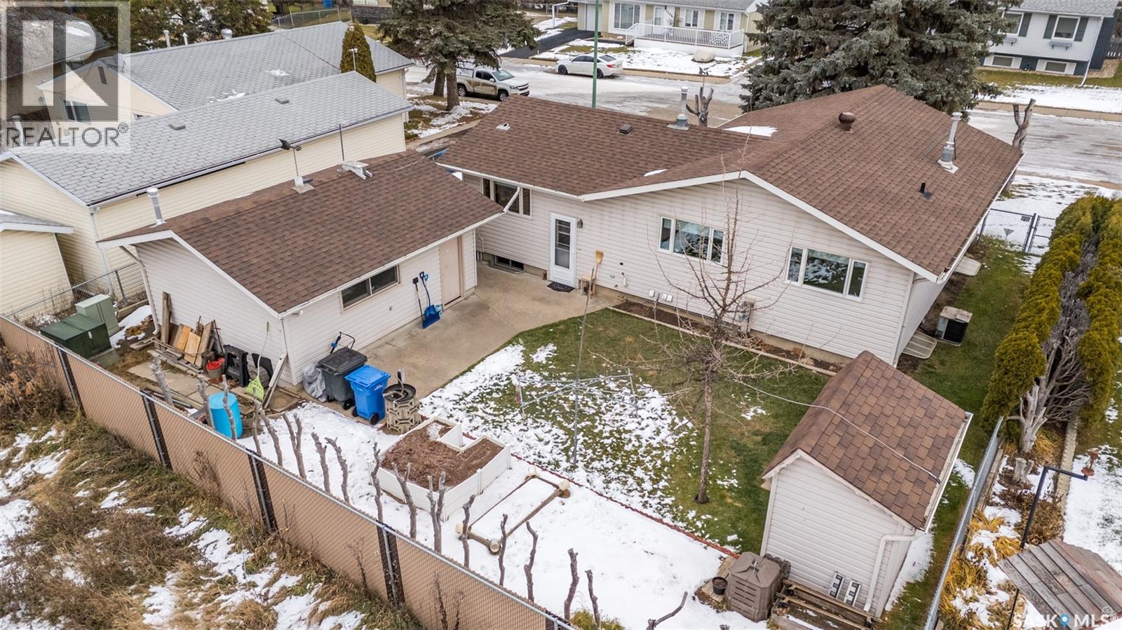 Single Family House Bungalow for Sale in  Cowan DRIVE Prince Albert 