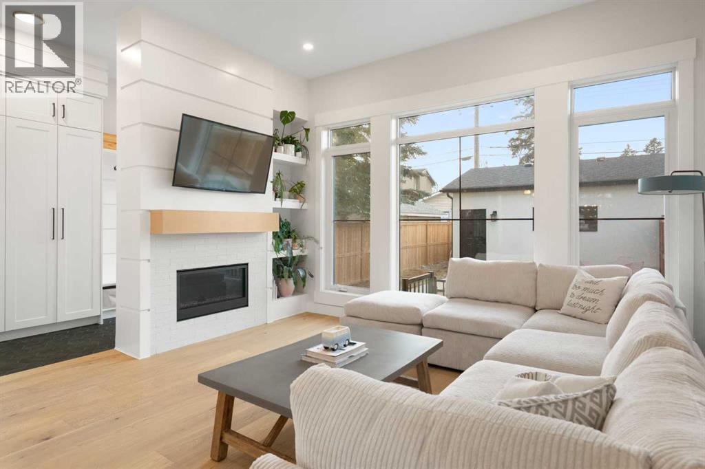 Single Family House for Sale in   Street NW Bowness Calgary 