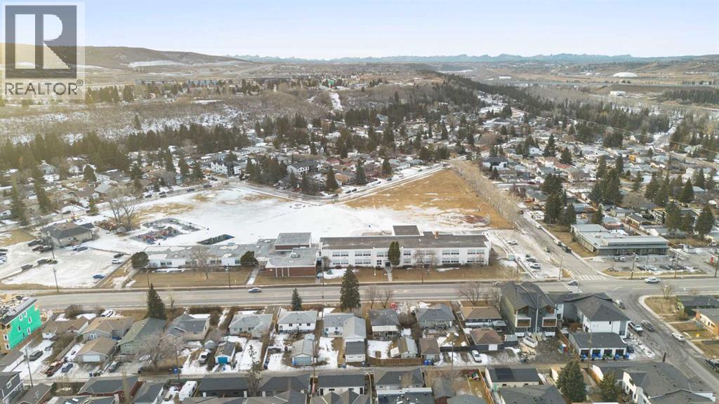 Single Family House for Sale in   Street NW Bowness Calgary 