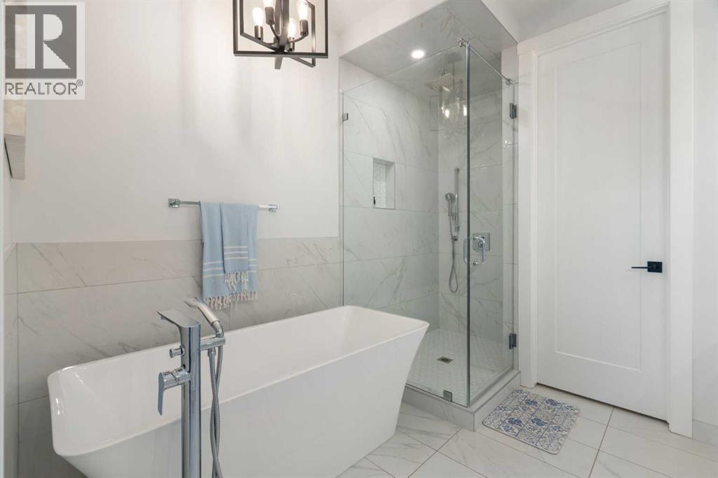 Single Family House for Sale in   Street NW Bowness Calgary 