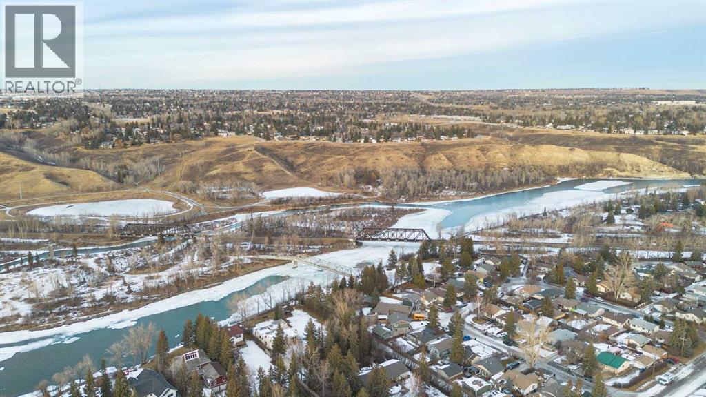 Single Family House for Sale in   Street NW Bowness Calgary 