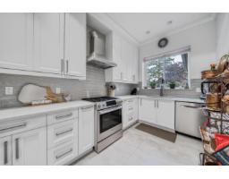 13766 56a Avenue, Surrey, BC V3X2X5 Photo 10