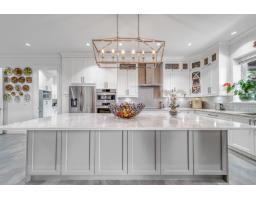 13766 56a Avenue, Surrey, BC V3X2X5 Photo 7