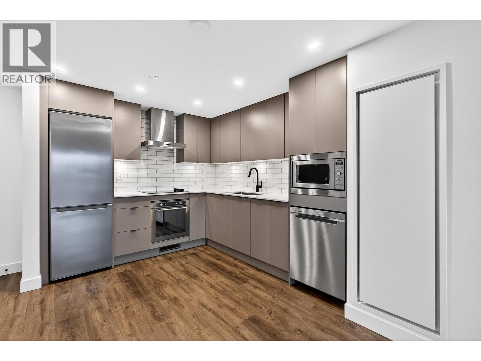 1301 1471 St Paul Street, Kelowna