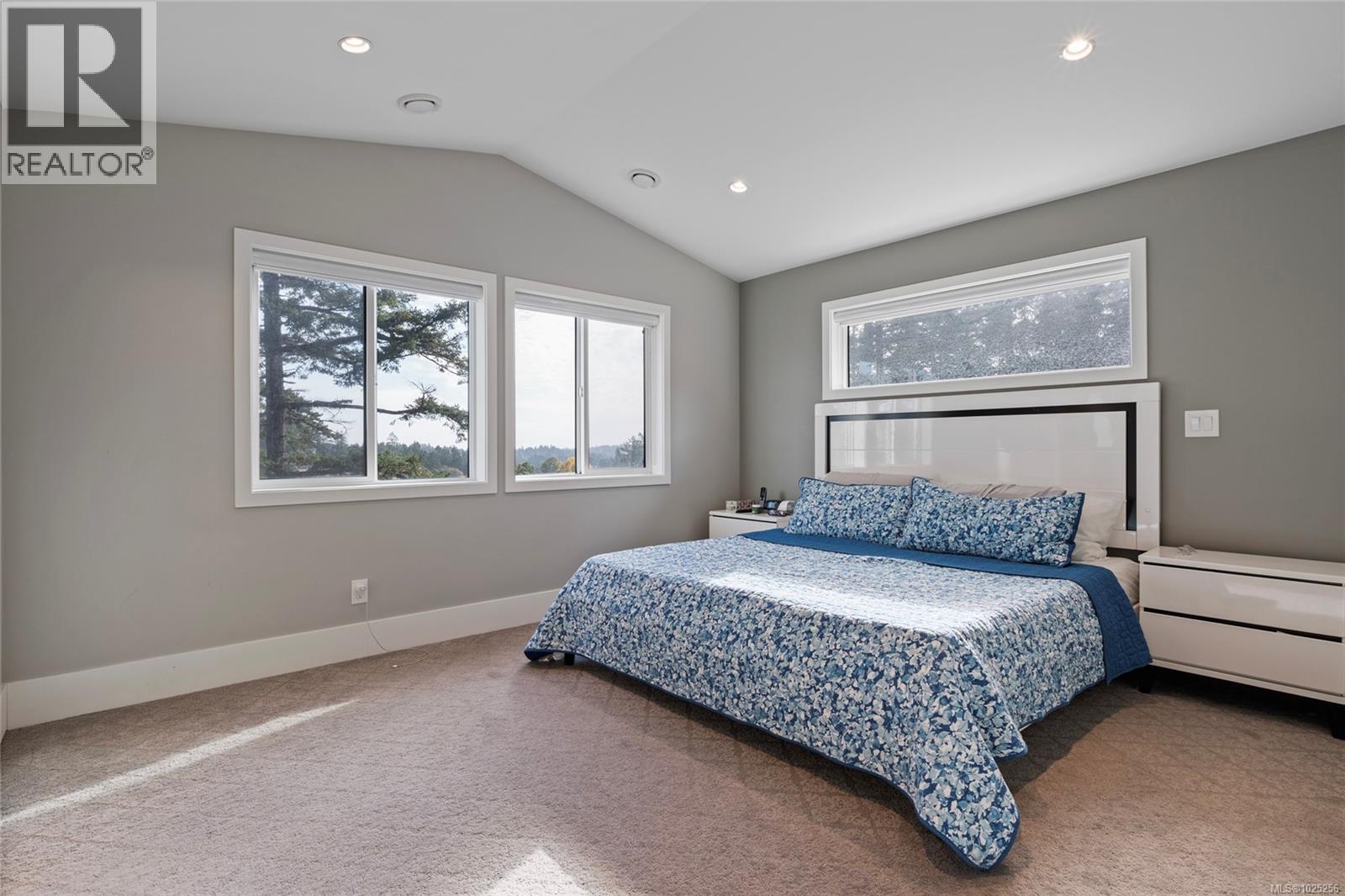  25 Tuzo Court, View Royal