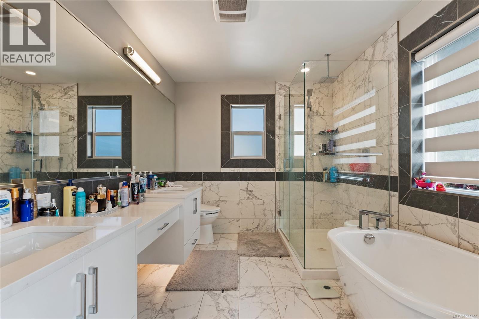  25 Tuzo Court, View Royal