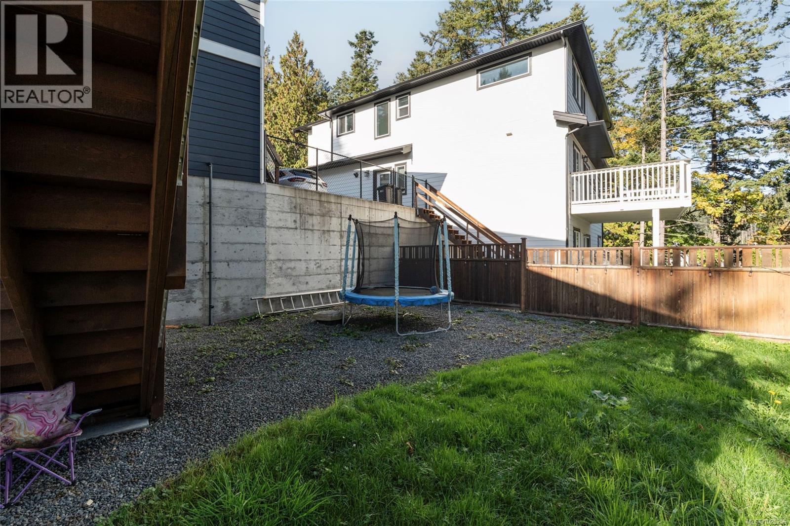  25 Tuzo Court, View Royal