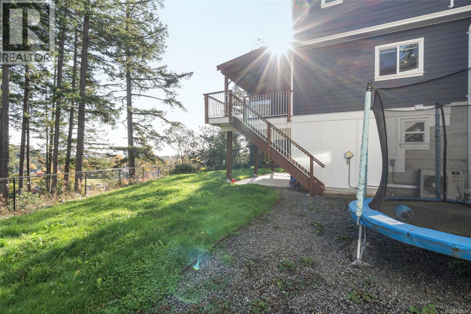  25 Tuzo Court, View Royal