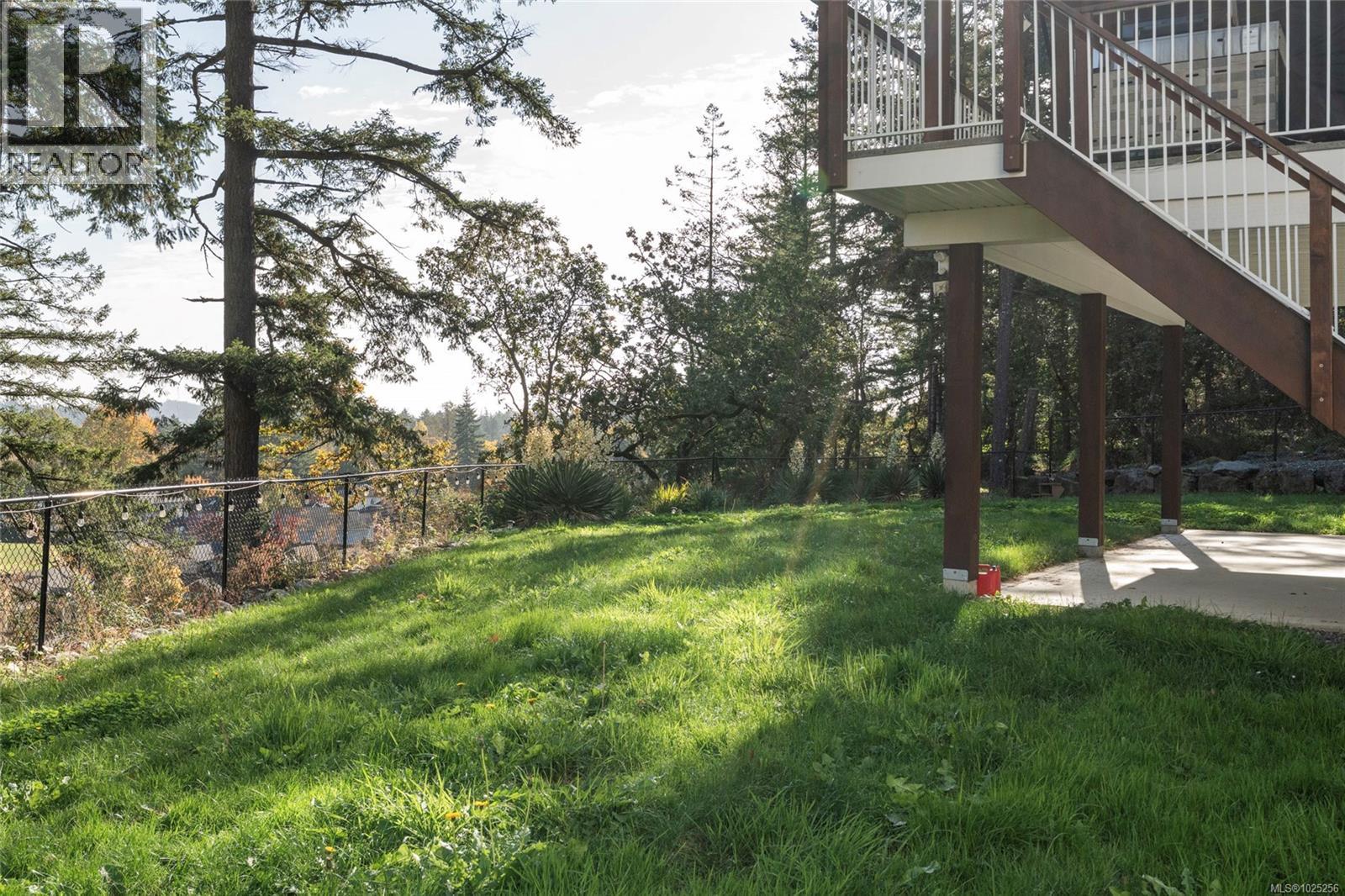  25 Tuzo Court, View Royal