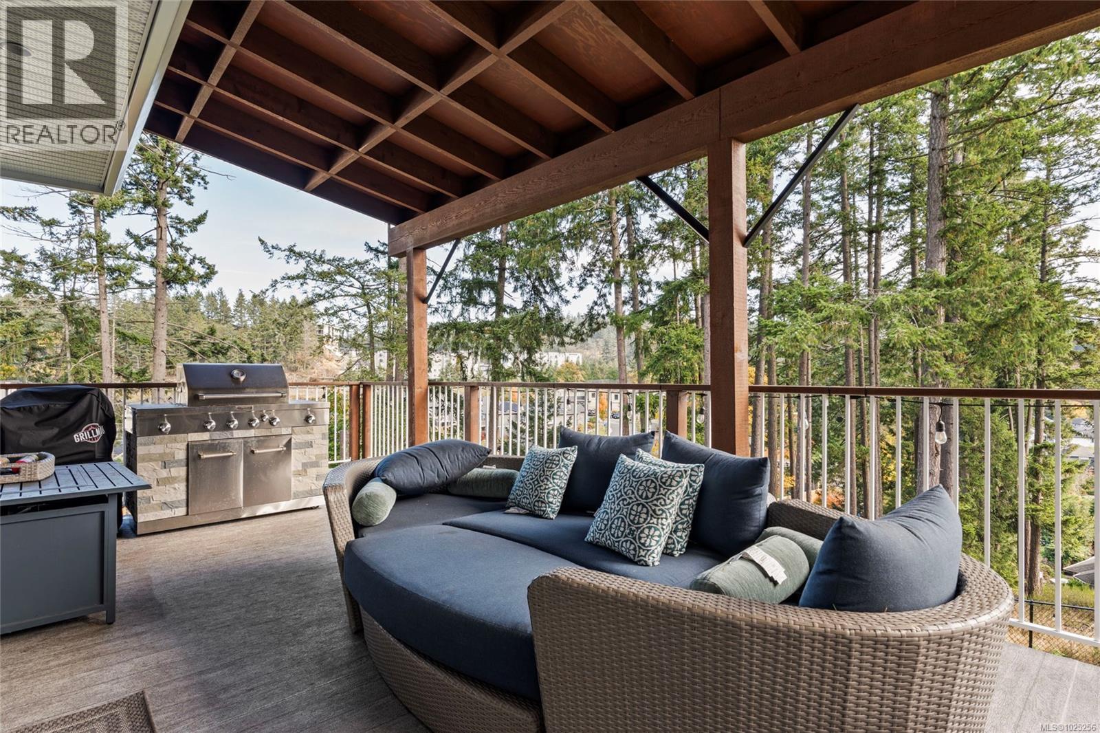  25 Tuzo Court, View Royal