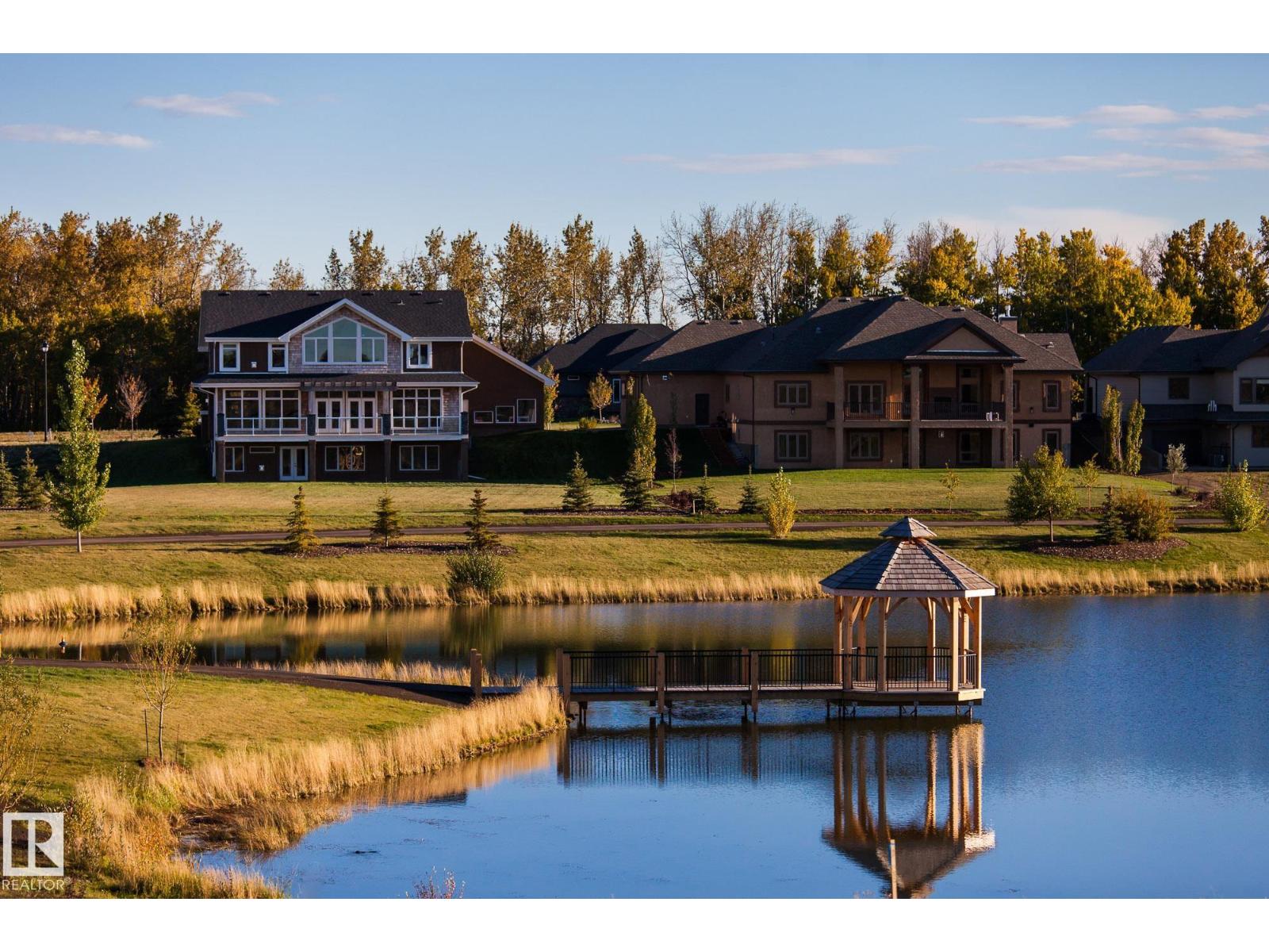 1077 GENESIS LAKE BV, Stony Plain