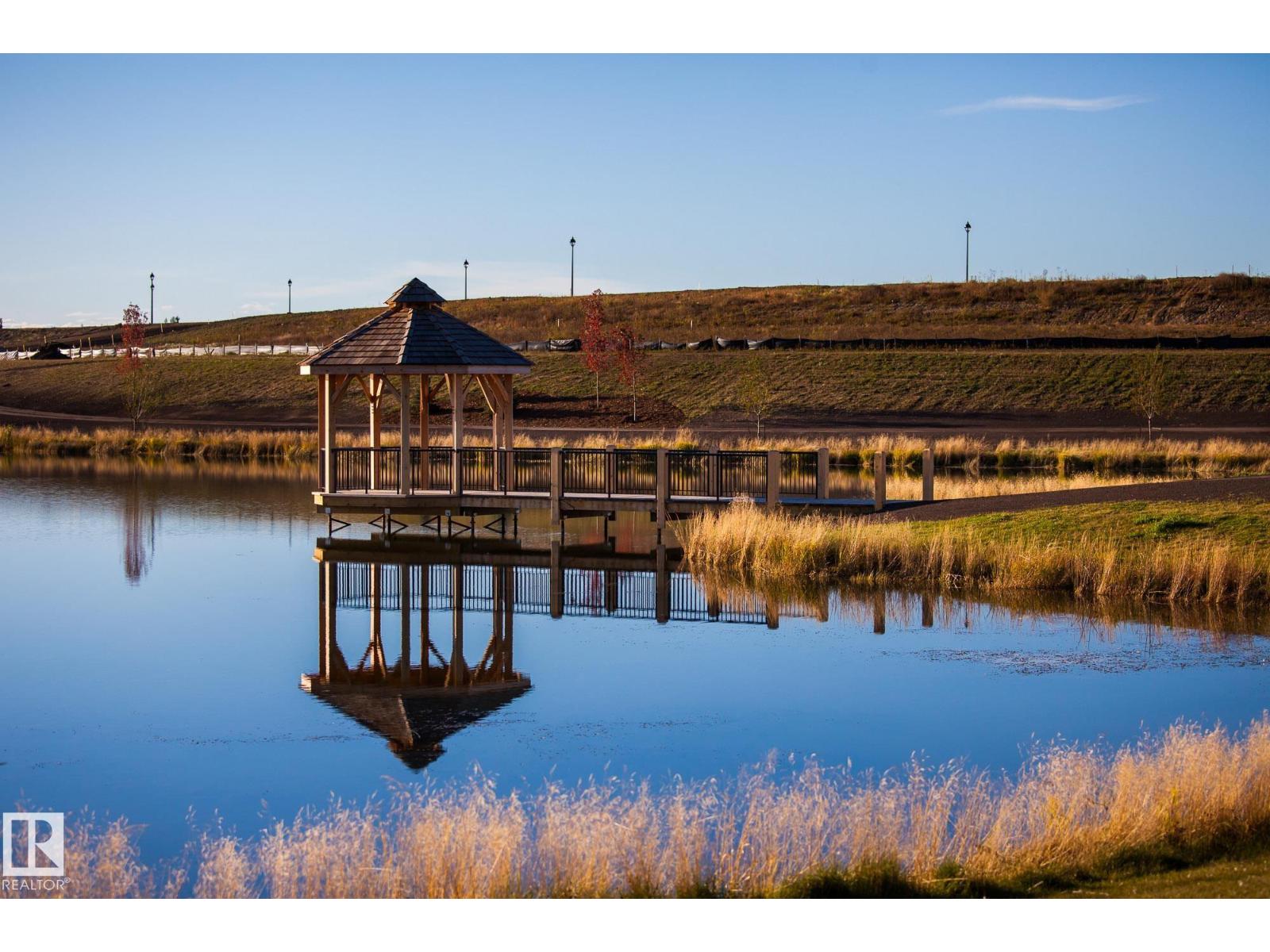 1077 GENESIS LAKE BV, Stony Plain