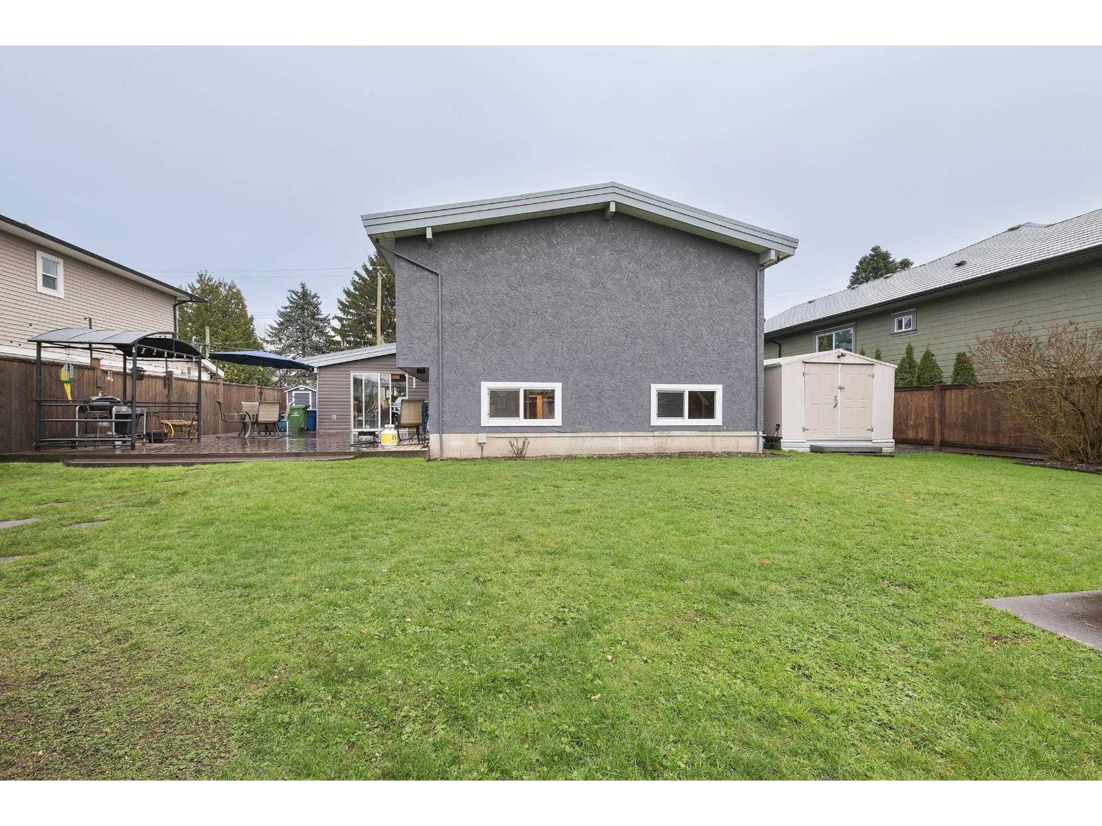 10283 KENT ROAD, Fairfield Island, Chilliwack