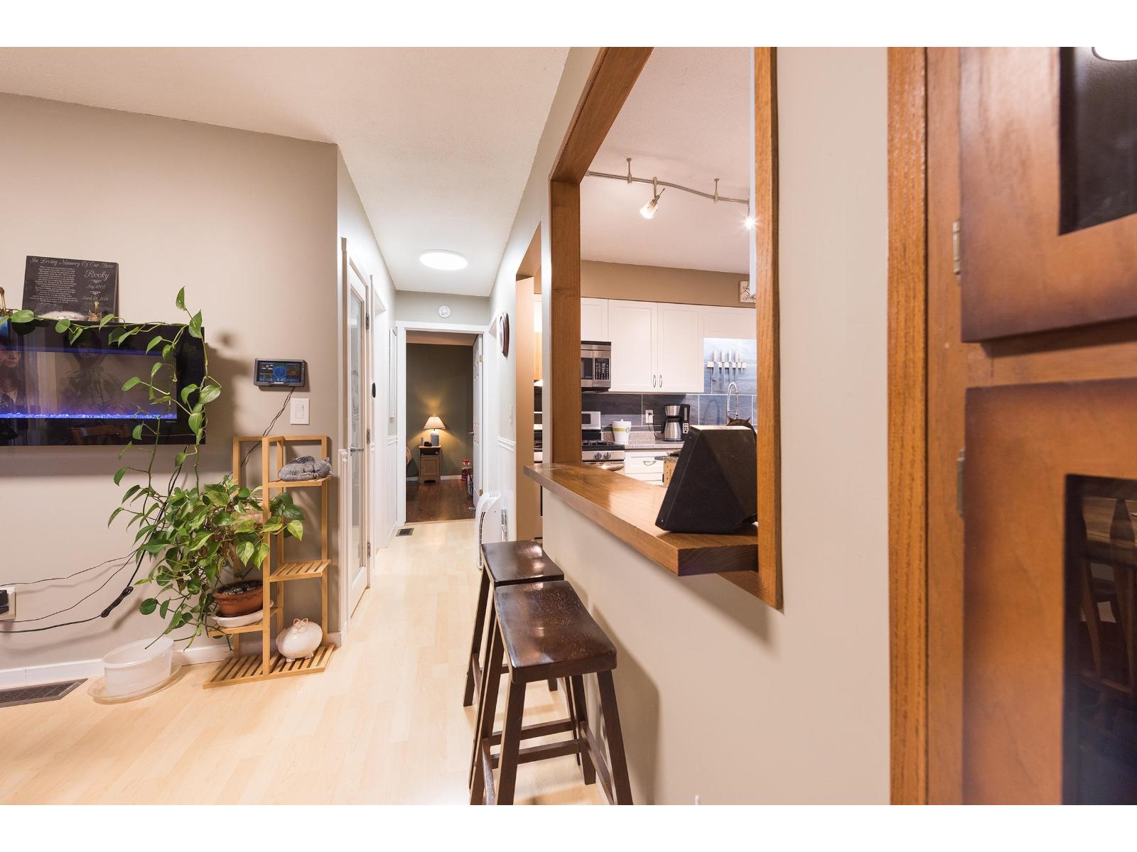 10283 KENT ROAD, Fairfield Island, Chilliwack