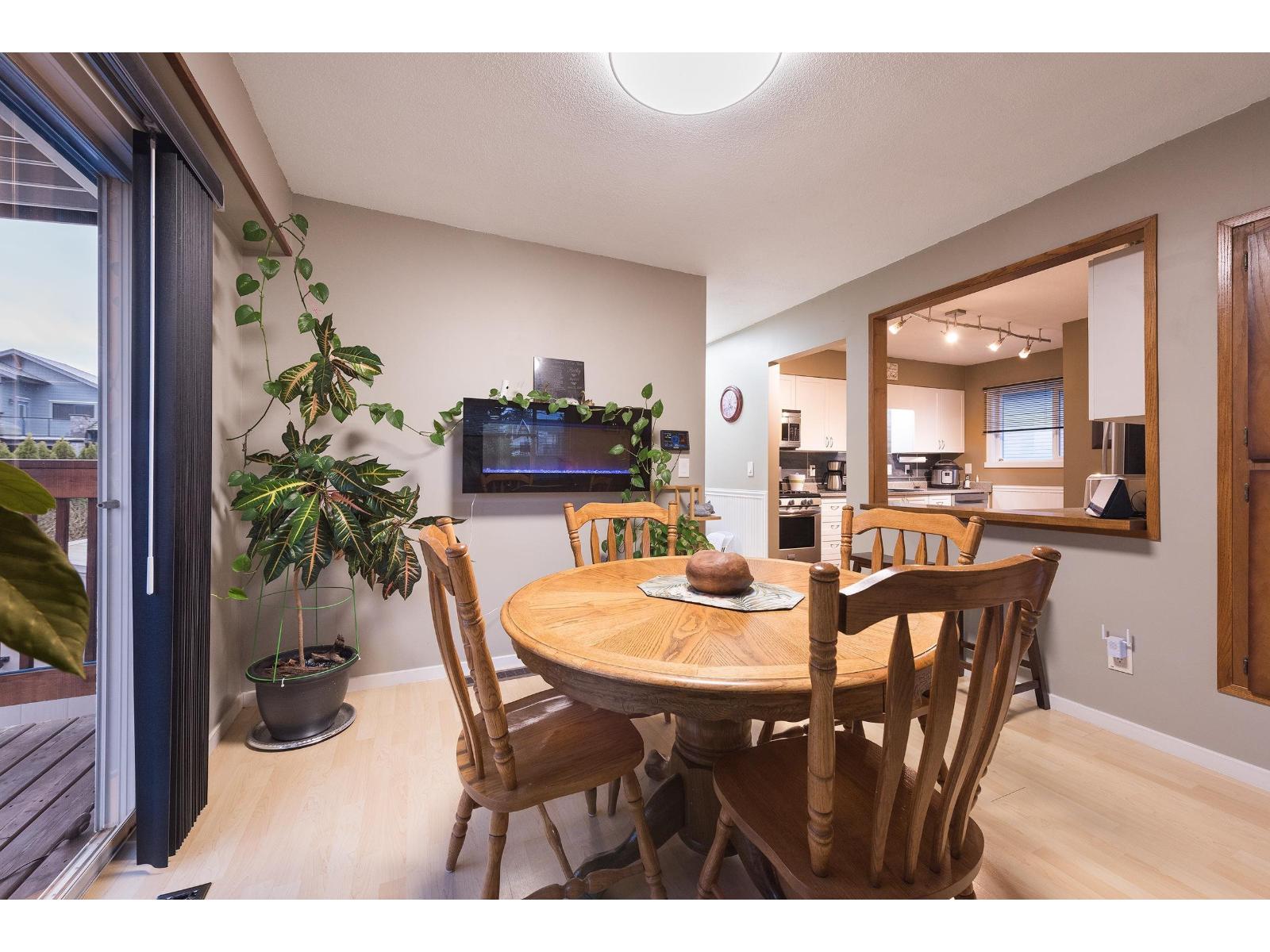 10283 KENT ROAD, Fairfield Island, Chilliwack