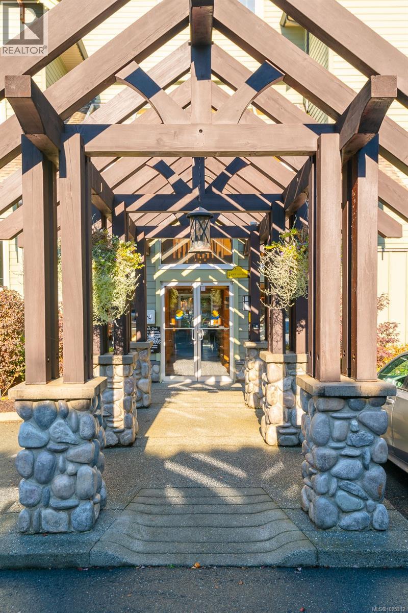 106D 1800 Riverside Lane, Courtenay