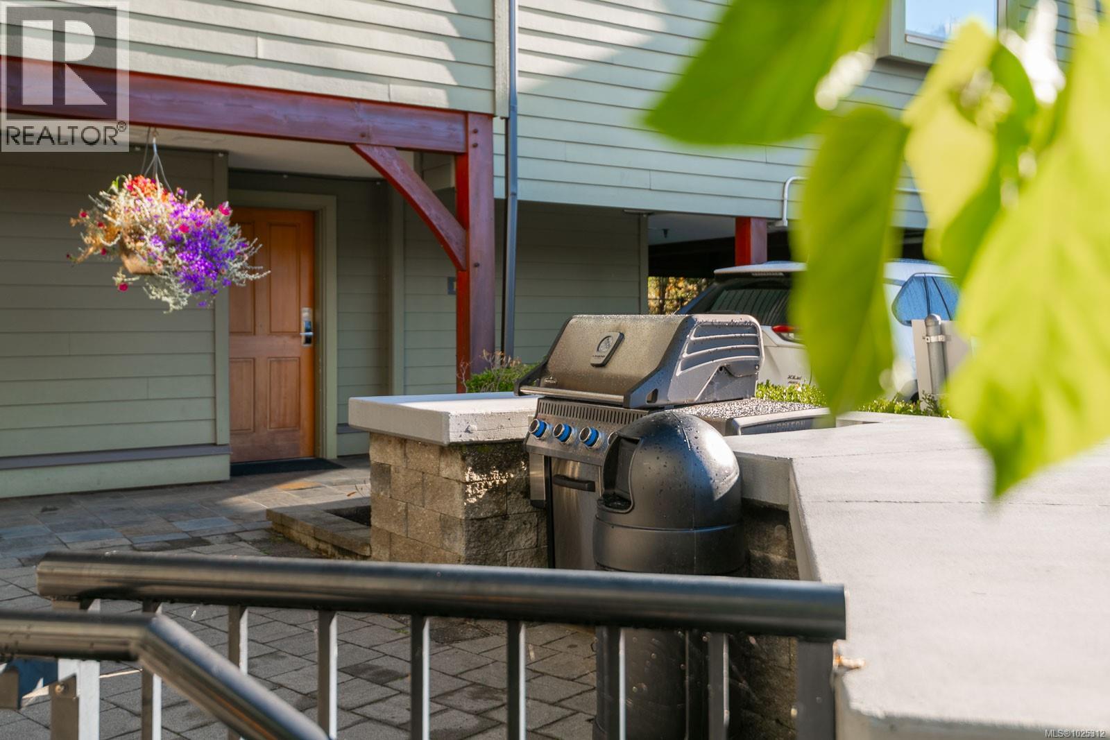 106D 1800 Riverside Lane, Courtenay