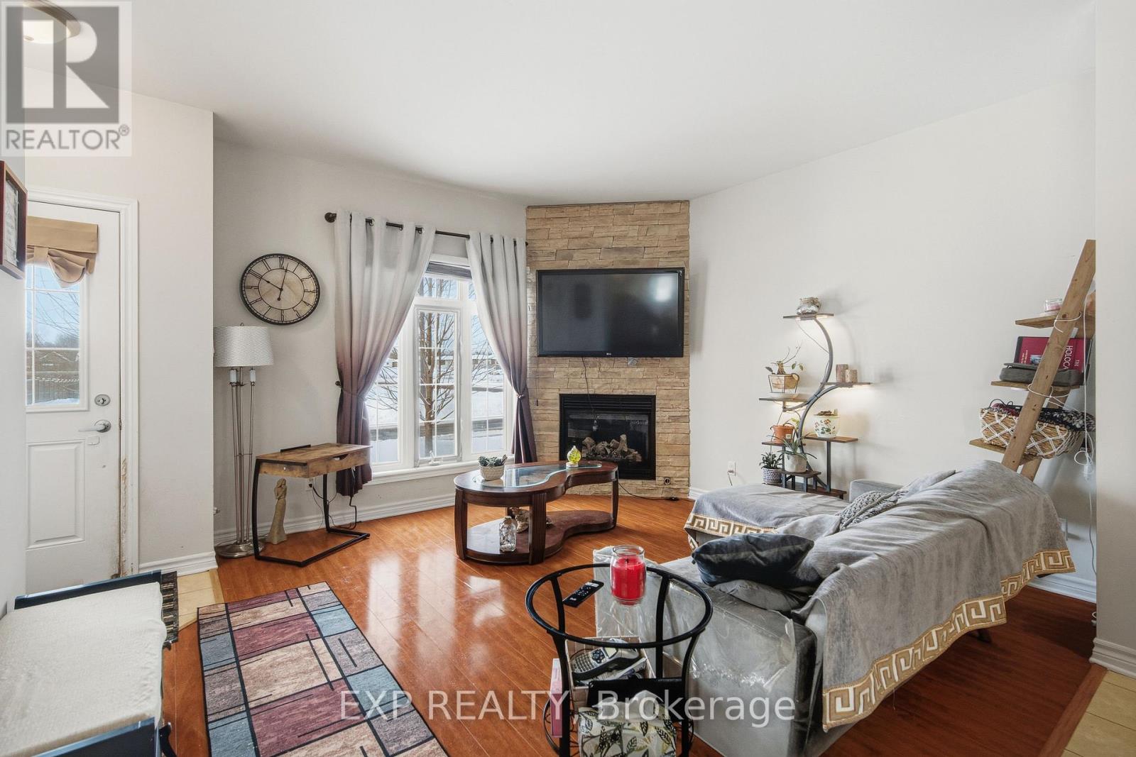 #1, 2, 3 201 BOURDEAU BOULEVARD - 20