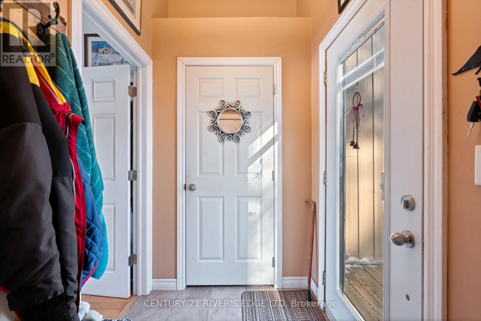 70 KERRY POINT ROAD - Photo 3 of 40, Leeds and the Thousand Islands, Ontario