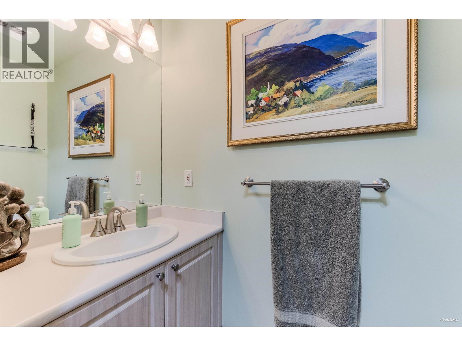 116 3600 WINDCREST DRIVE, North Vancouver