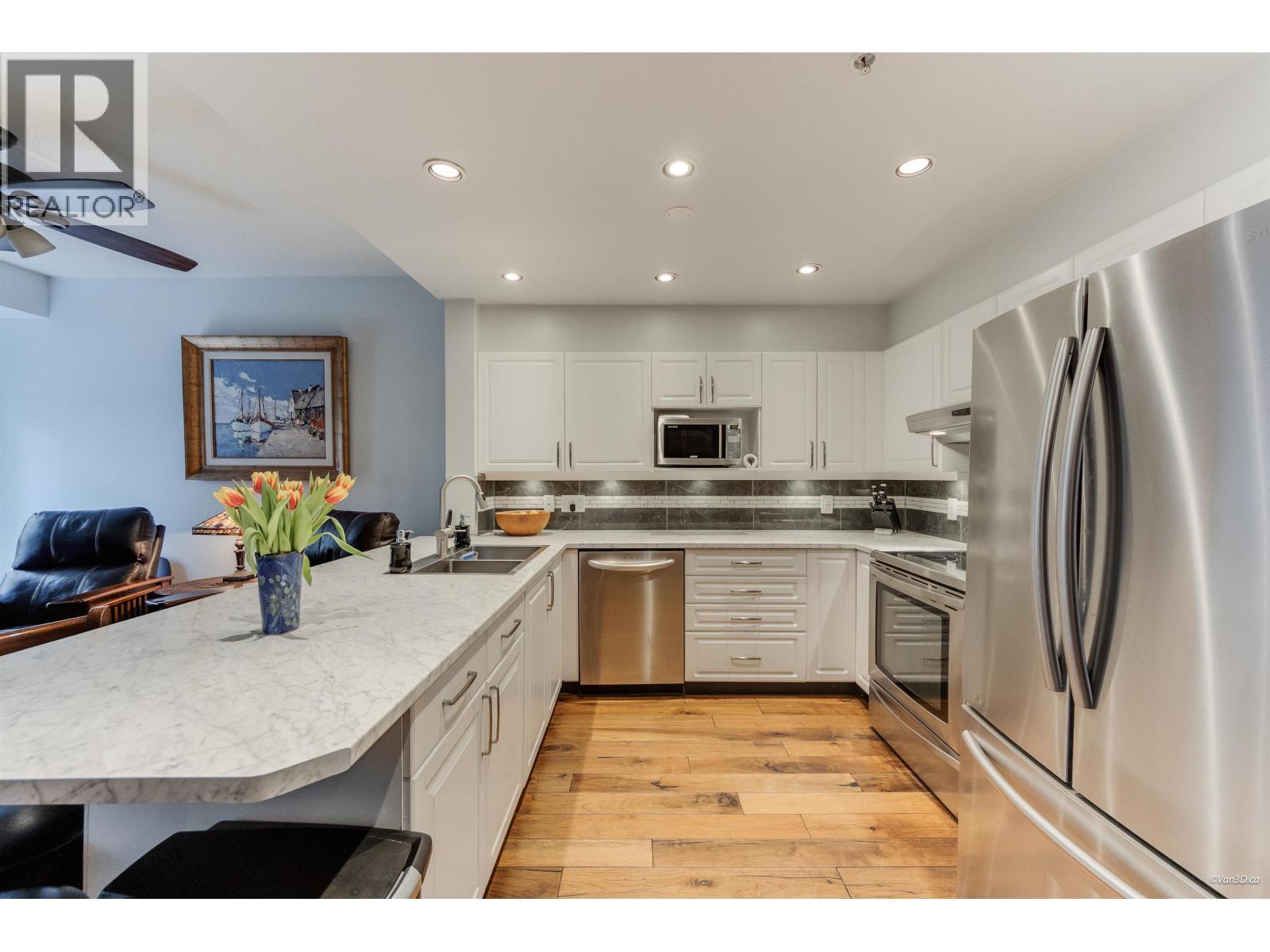 116 3600 WINDCREST DRIVE, North Vancouver