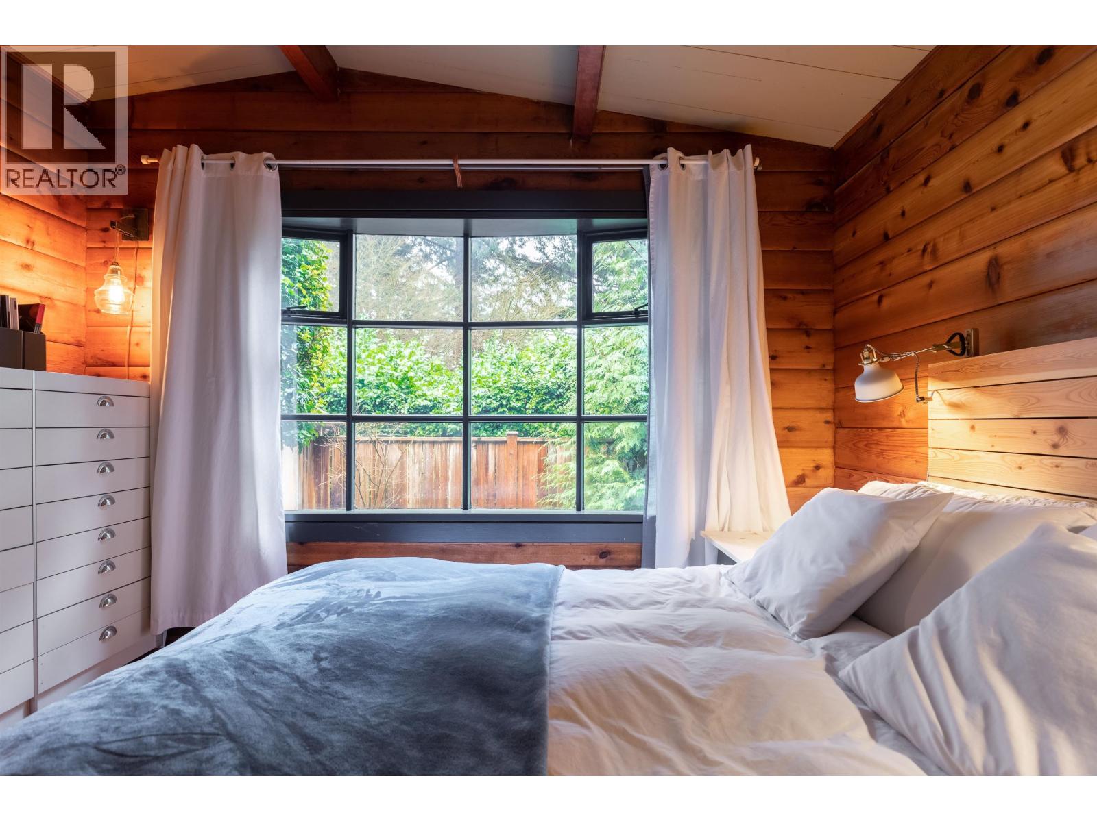 5817 EAGLE ISLAND, West Vancouver