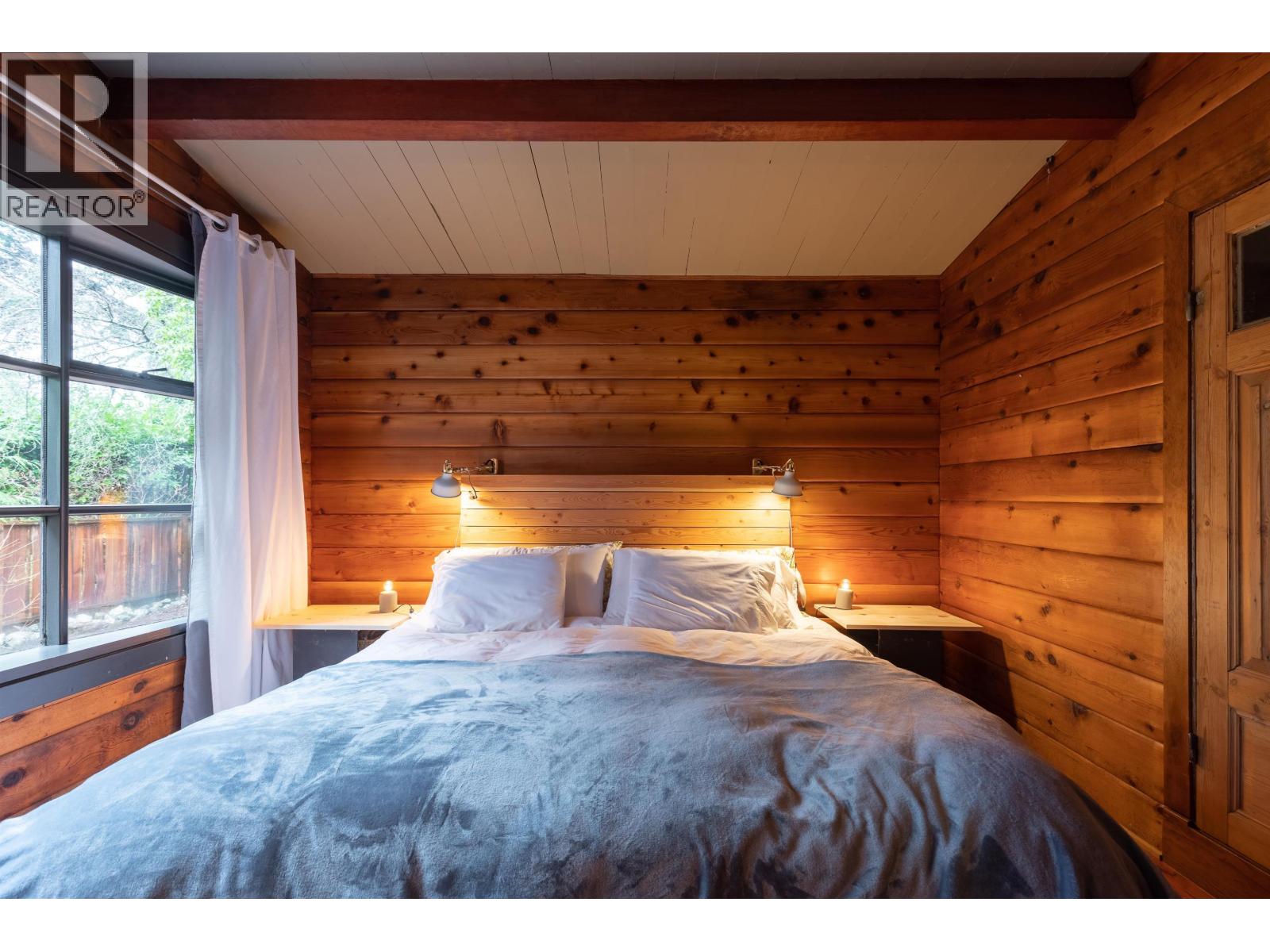 5817 EAGLE ISLAND, West Vancouver