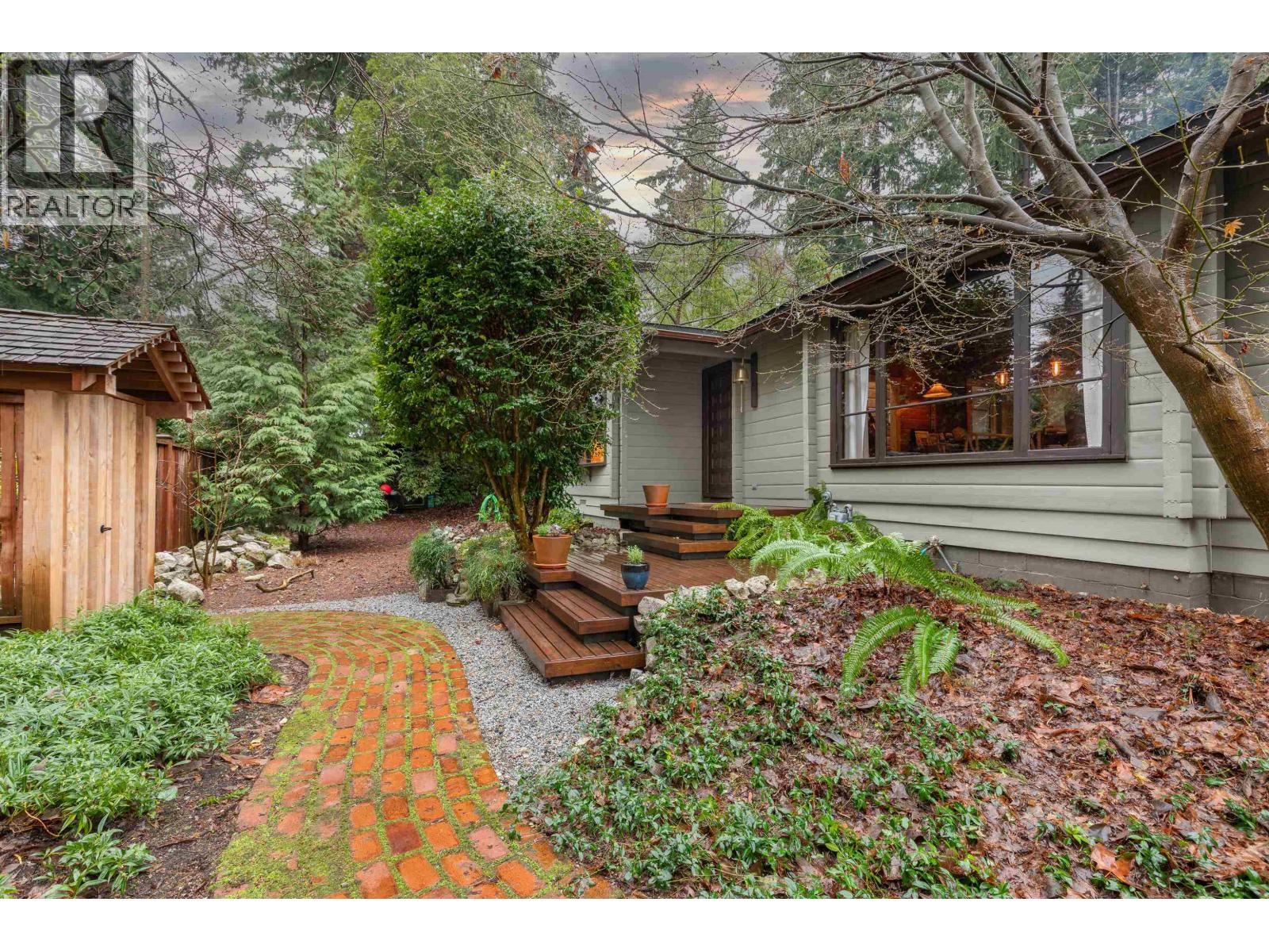 5817 EAGLE ISLAND, West Vancouver