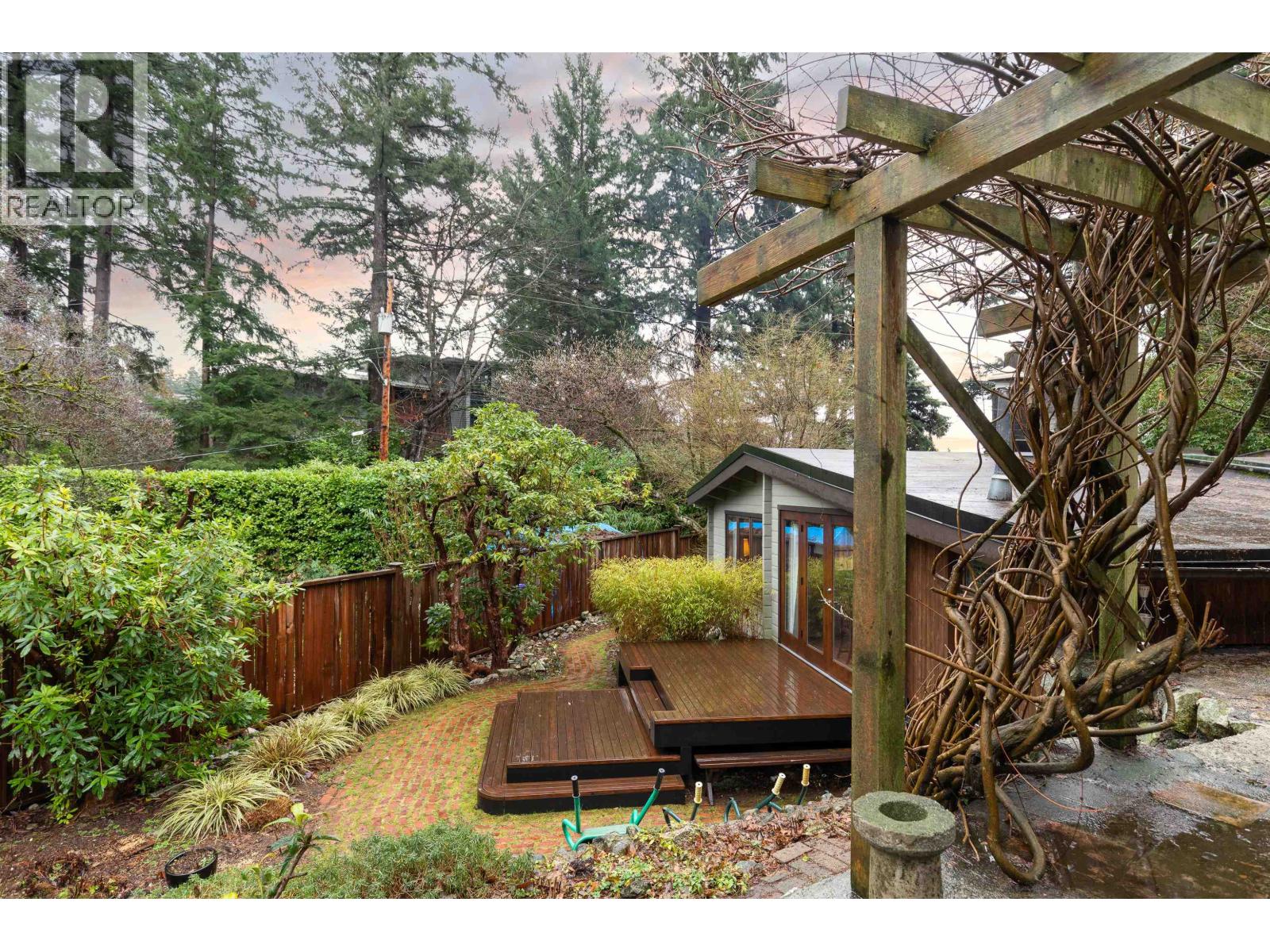 5817 EAGLE ISLAND, West Vancouver