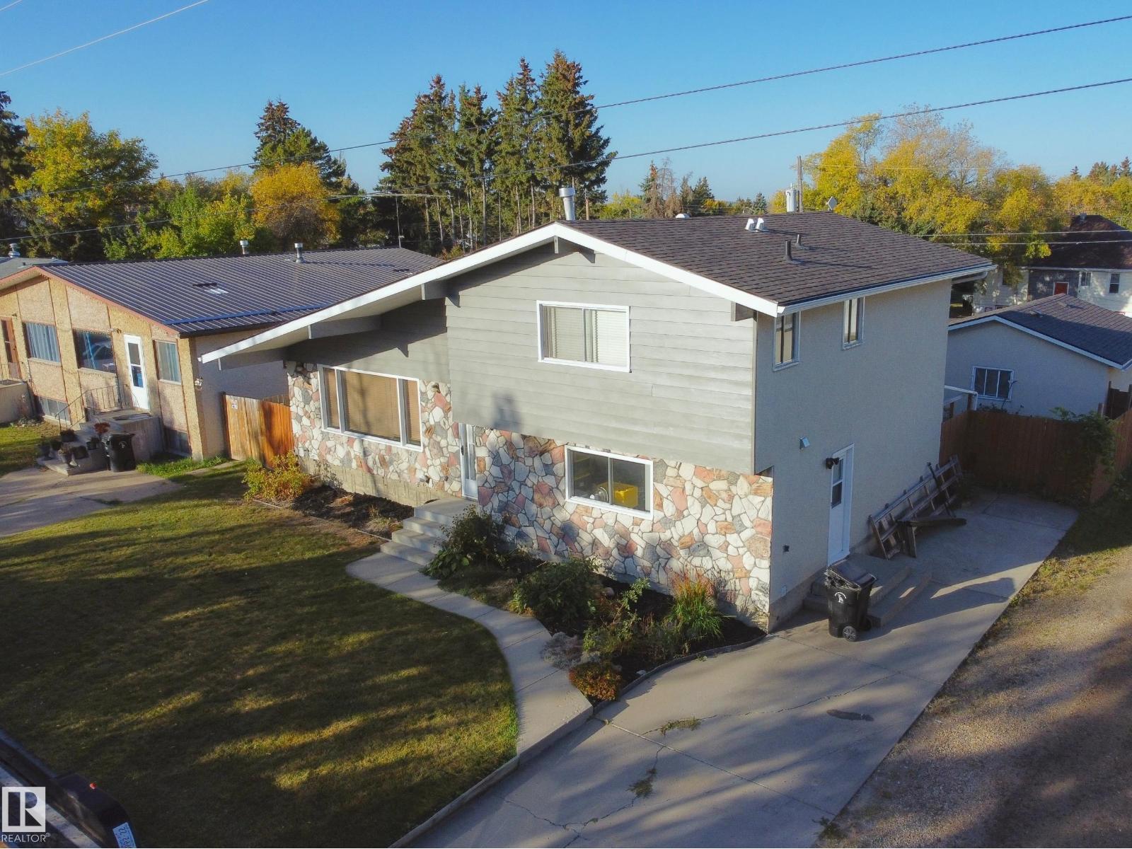 5226 43 ST - 1