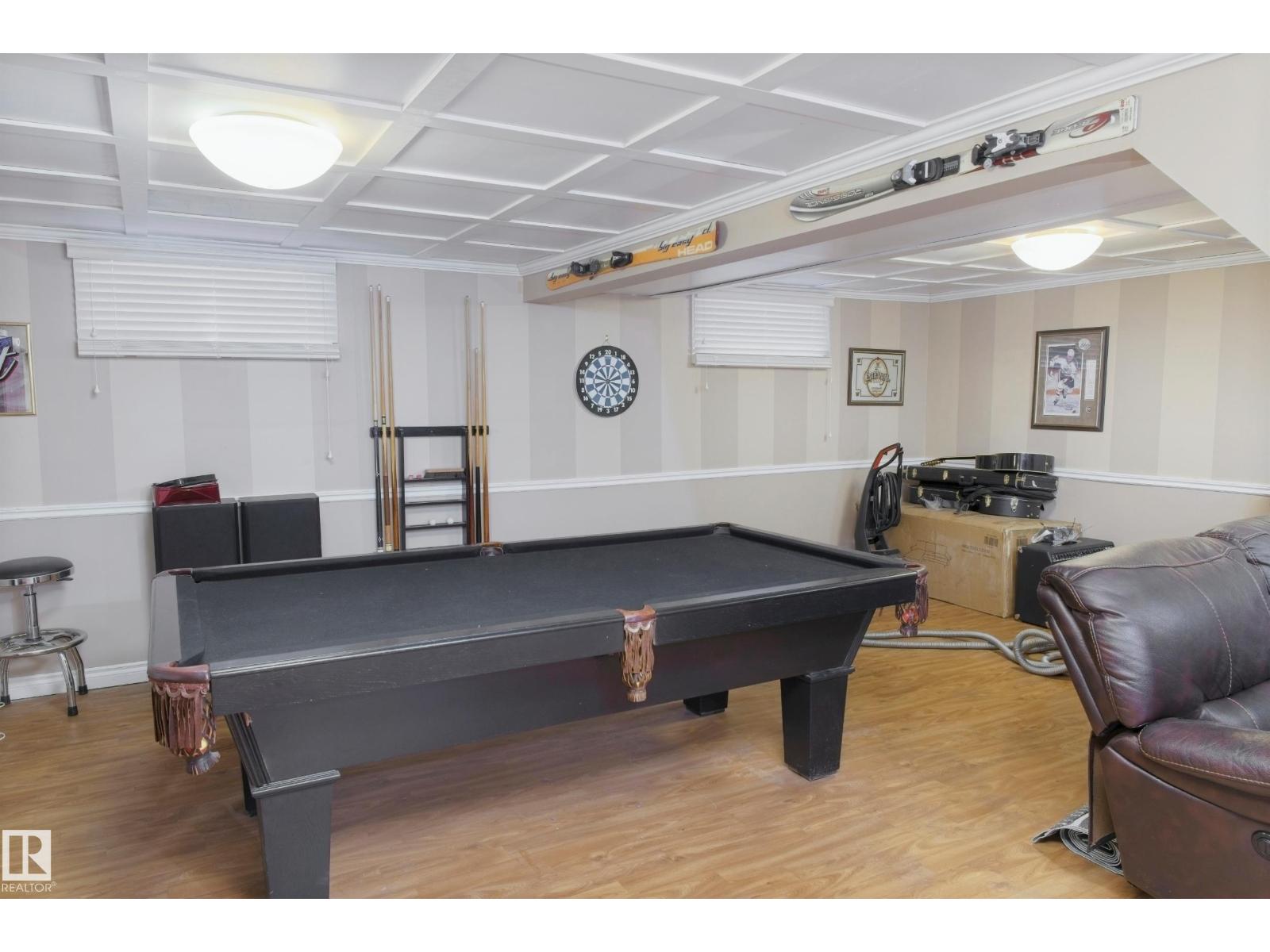 5226 43 ST - 40