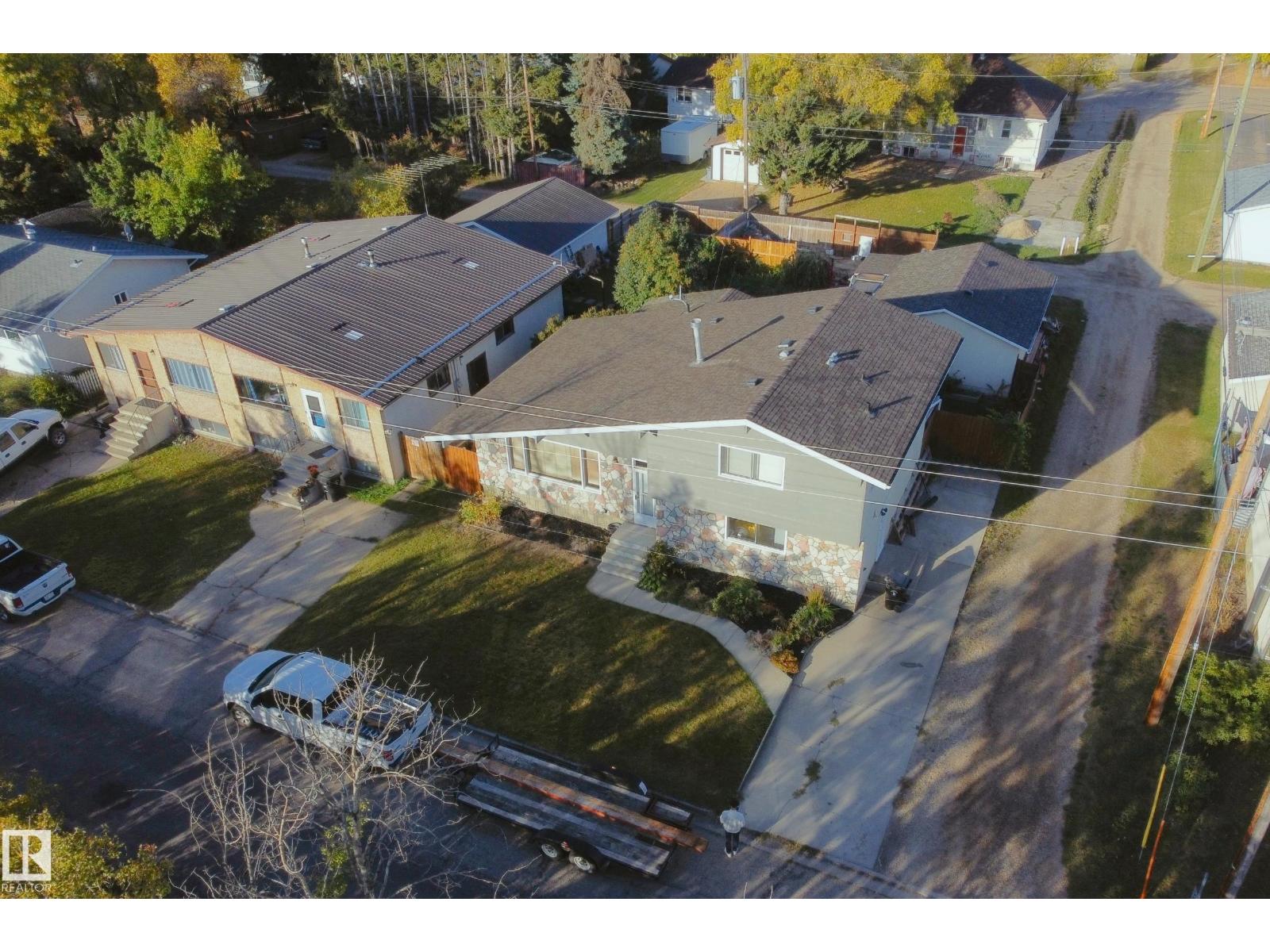 5226 43 ST - 68