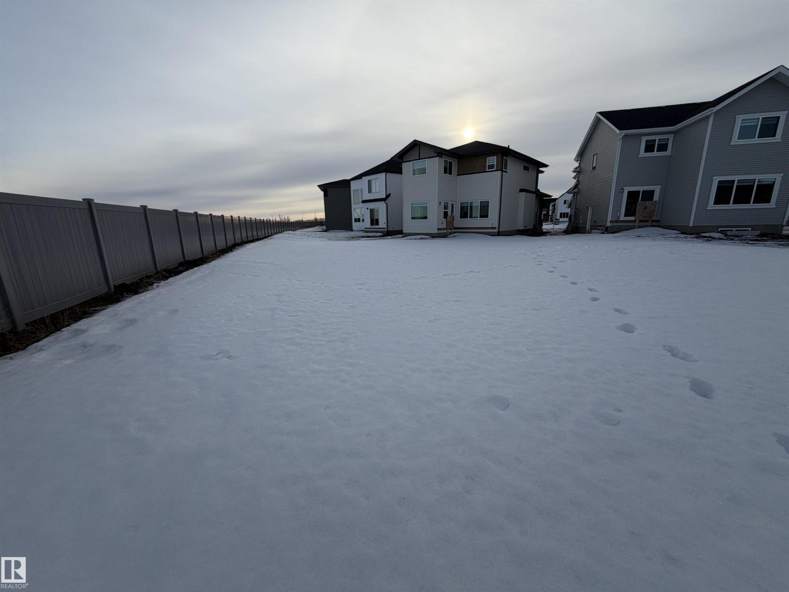 19011 20 AV NW - Photo 2 of 41, Edmonton, Alberta