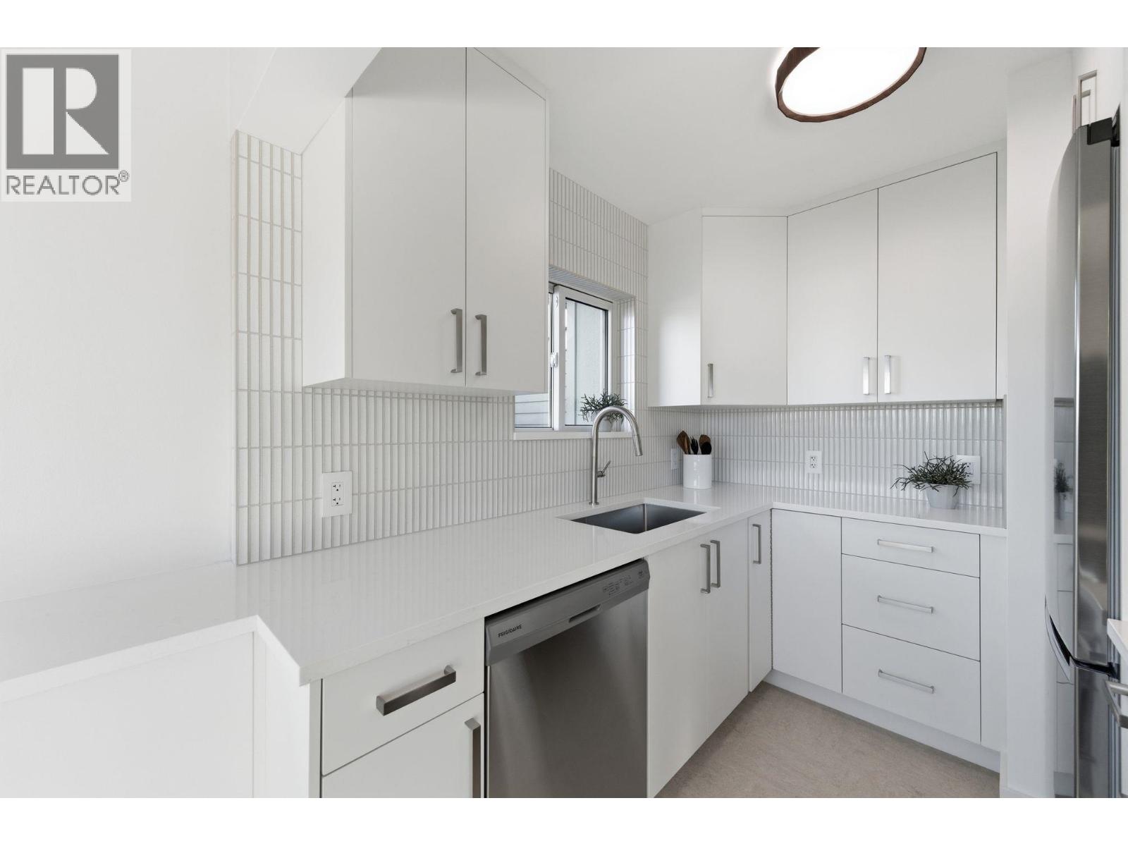 PH 1480 ARBUTUS STREET, Vancouver