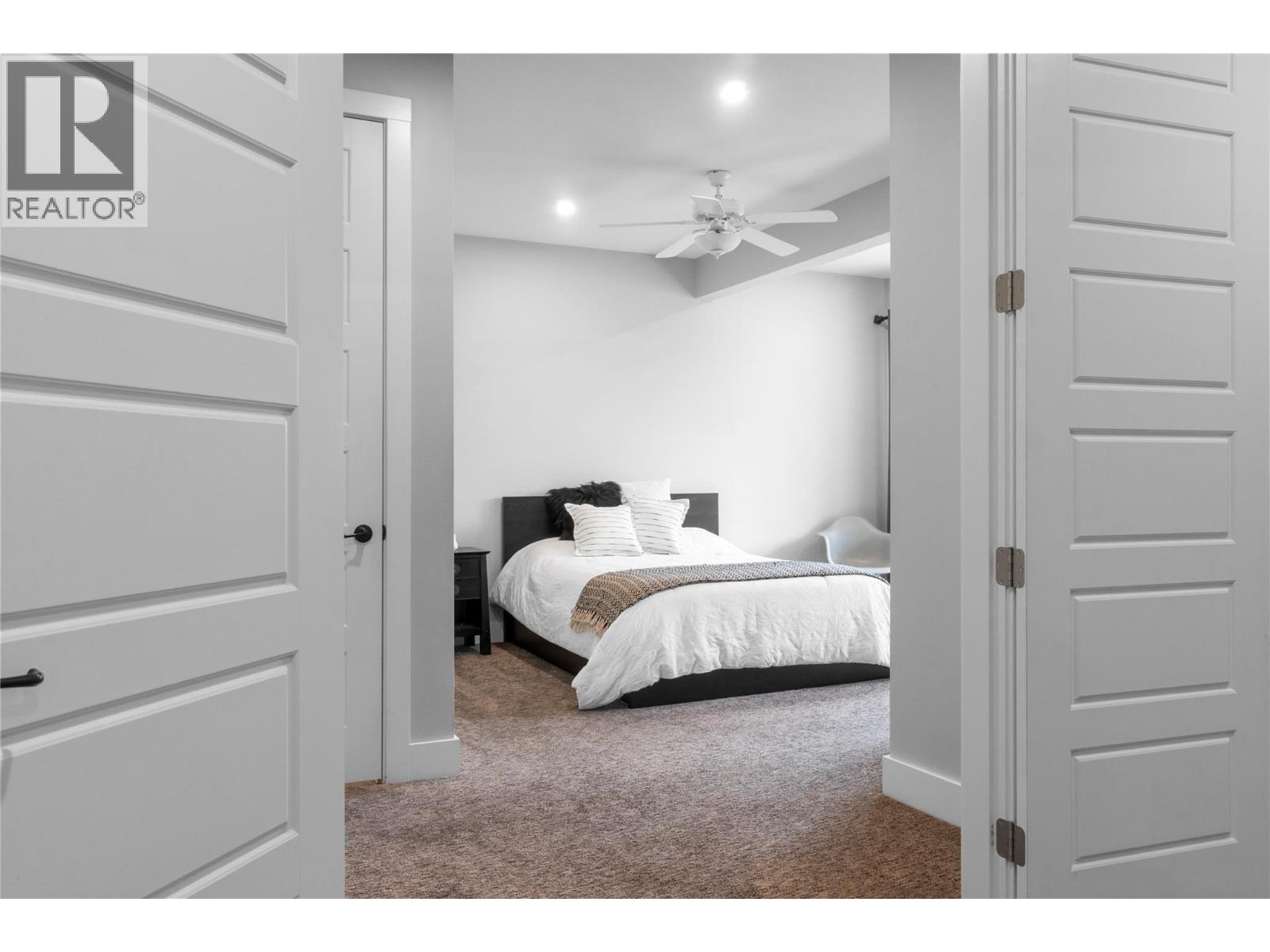  2030 Canoe Beach Drive Northeast, Salmon Arm