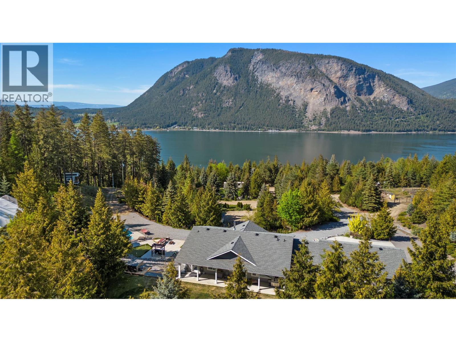  2030 Canoe Beach Drive Northeast, Salmon Arm