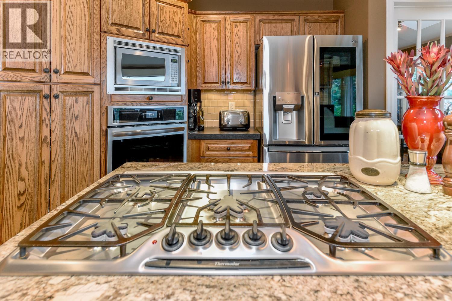  1837 Shaleridge Place, West Kelowna