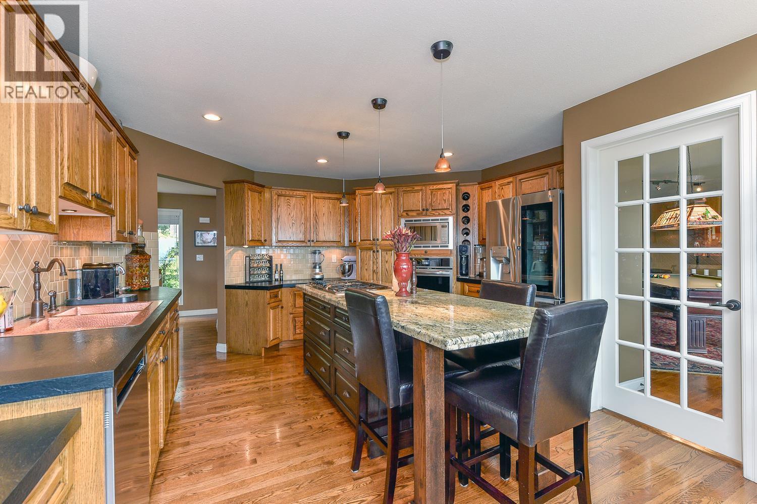  1837 Shaleridge Place, West Kelowna