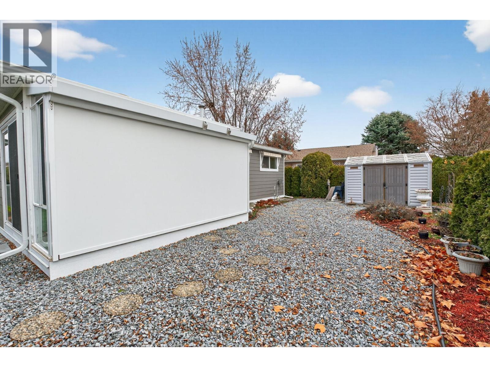 495 1255 Raymer Avenue, Kelowna