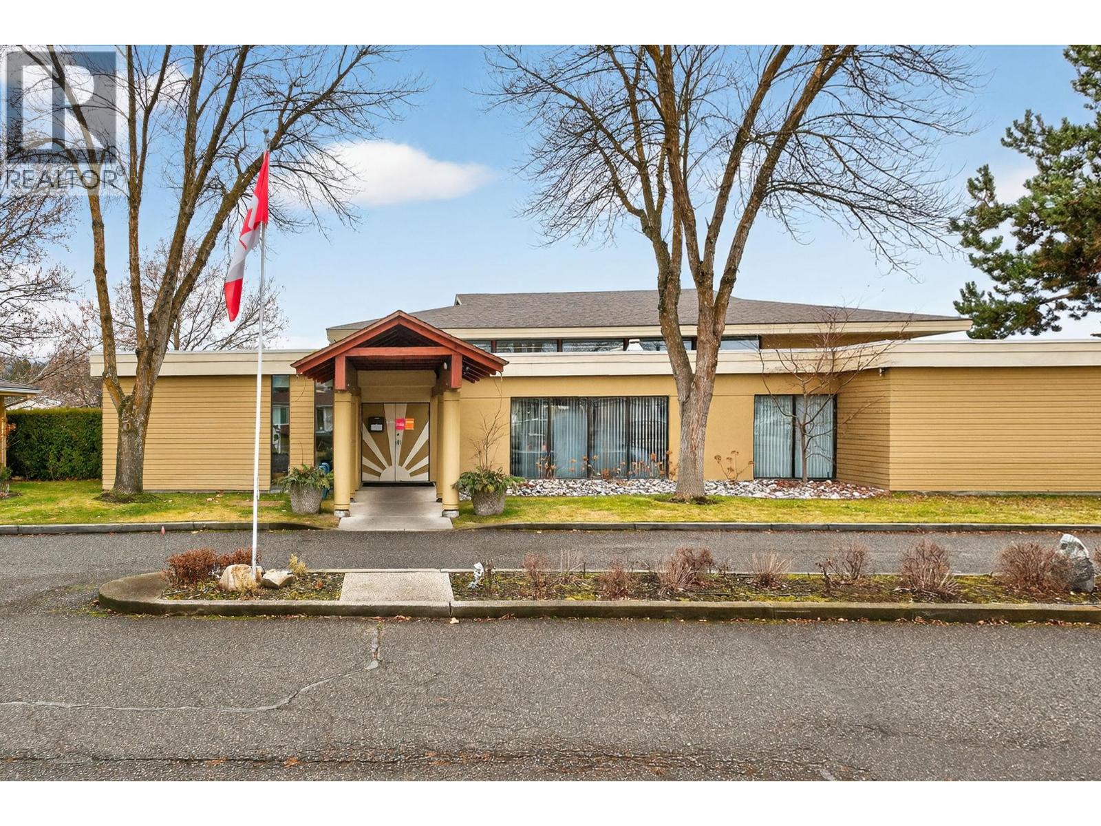 495 1255 Raymer Avenue, Kelowna