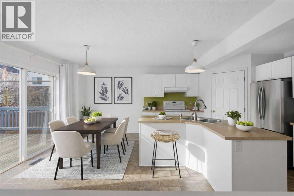 Single Family House for Sale in  Douglas Glen Grove SE Douglasdale/Glen Calgary 