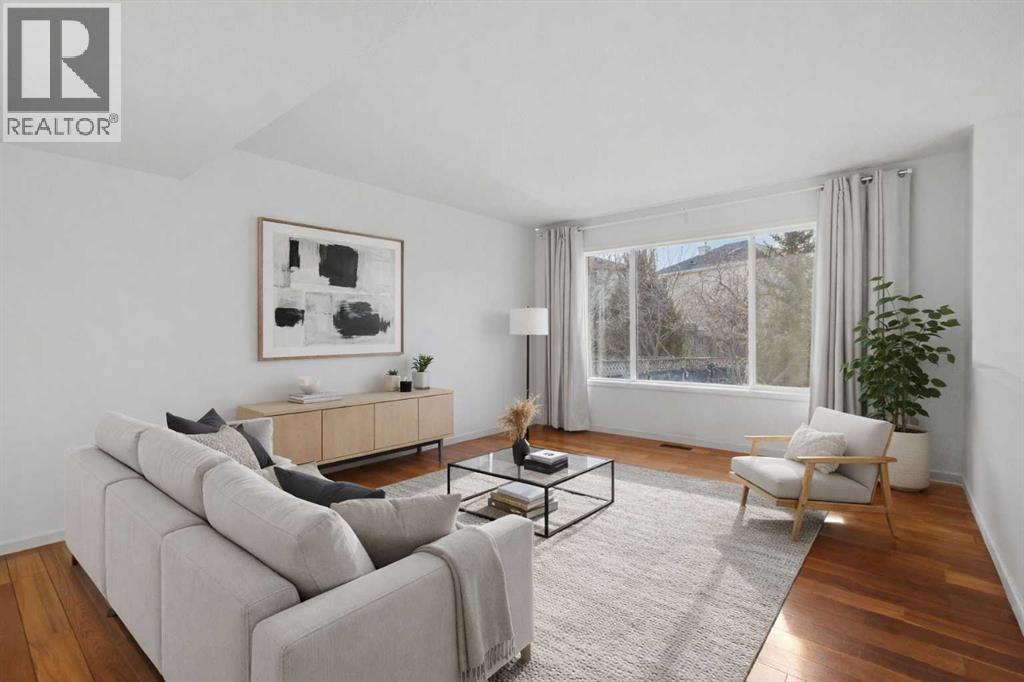 Single Family House for Sale in  Douglas Glen Grove SE Douglasdale/Glen Calgary 