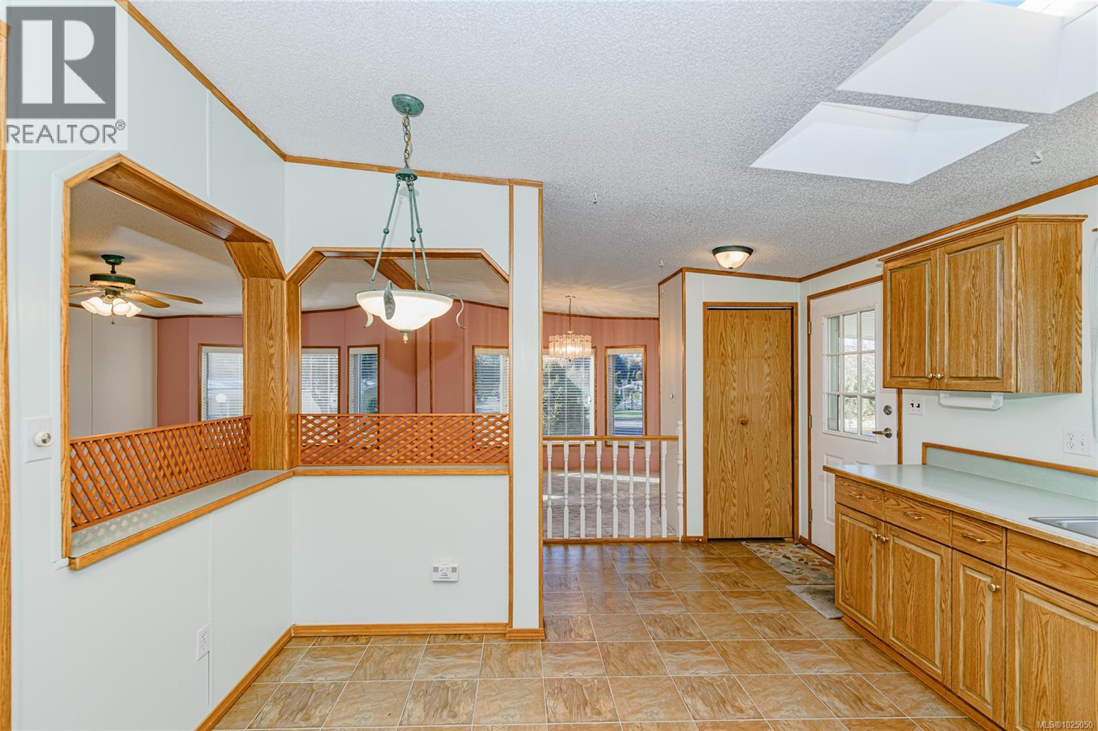 #1 7109 WEST COAST RD - 18