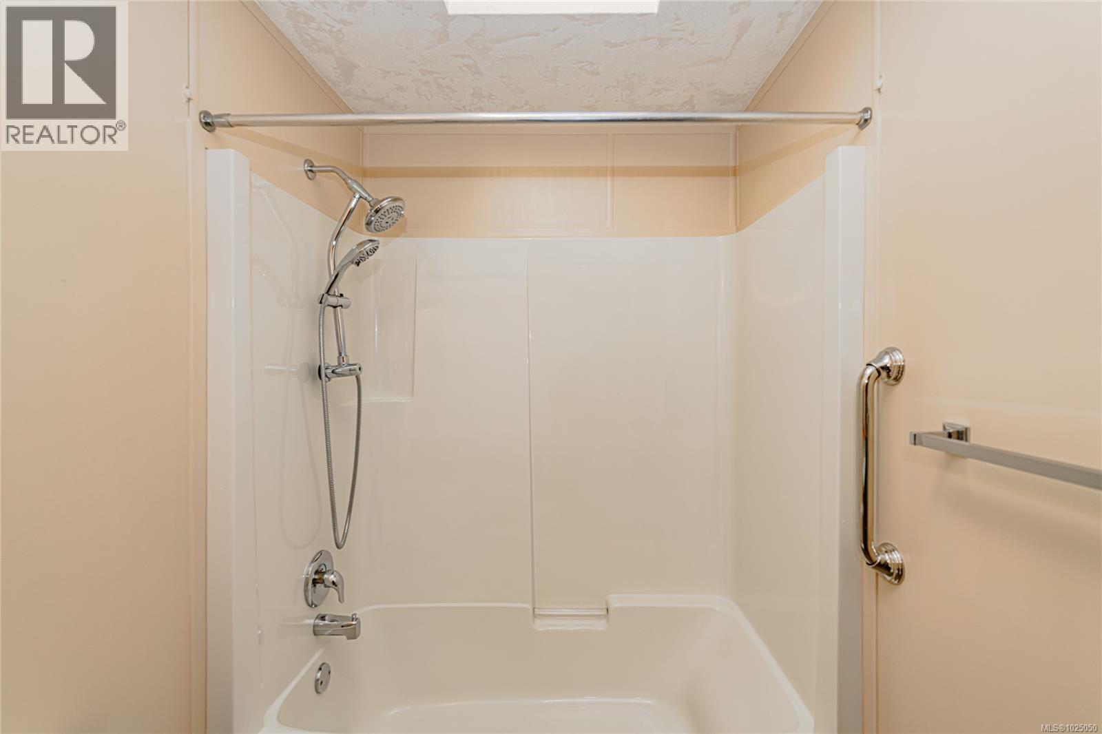 #1 7109 WEST COAST RD - 28