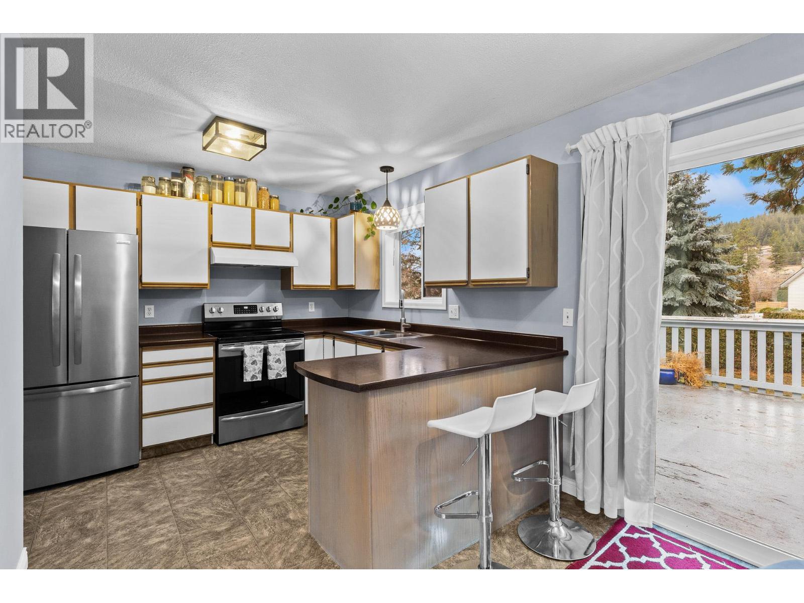 3536 Ashley Court, West Kelowna