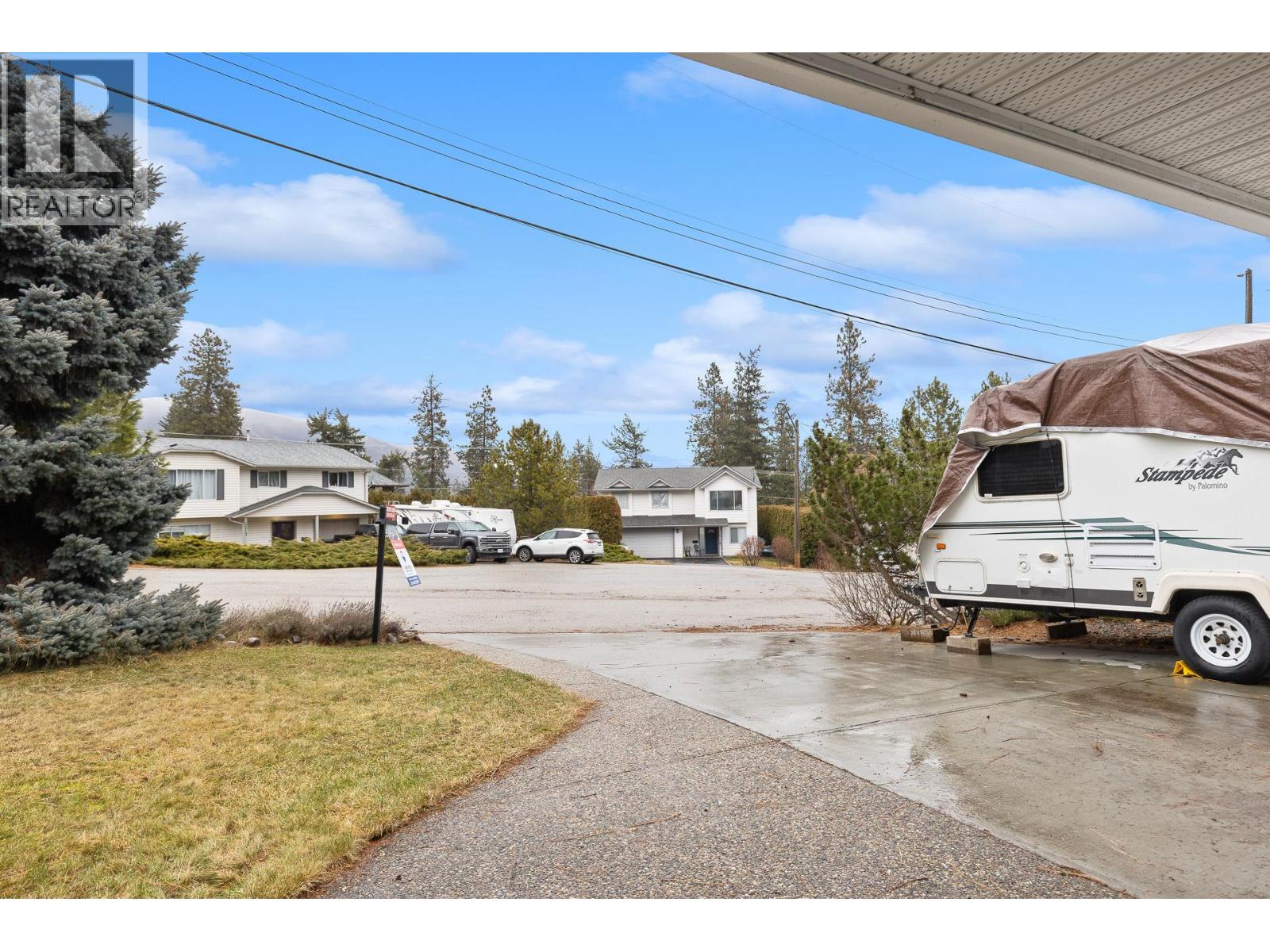 3536 Ashley Court, West Kelowna