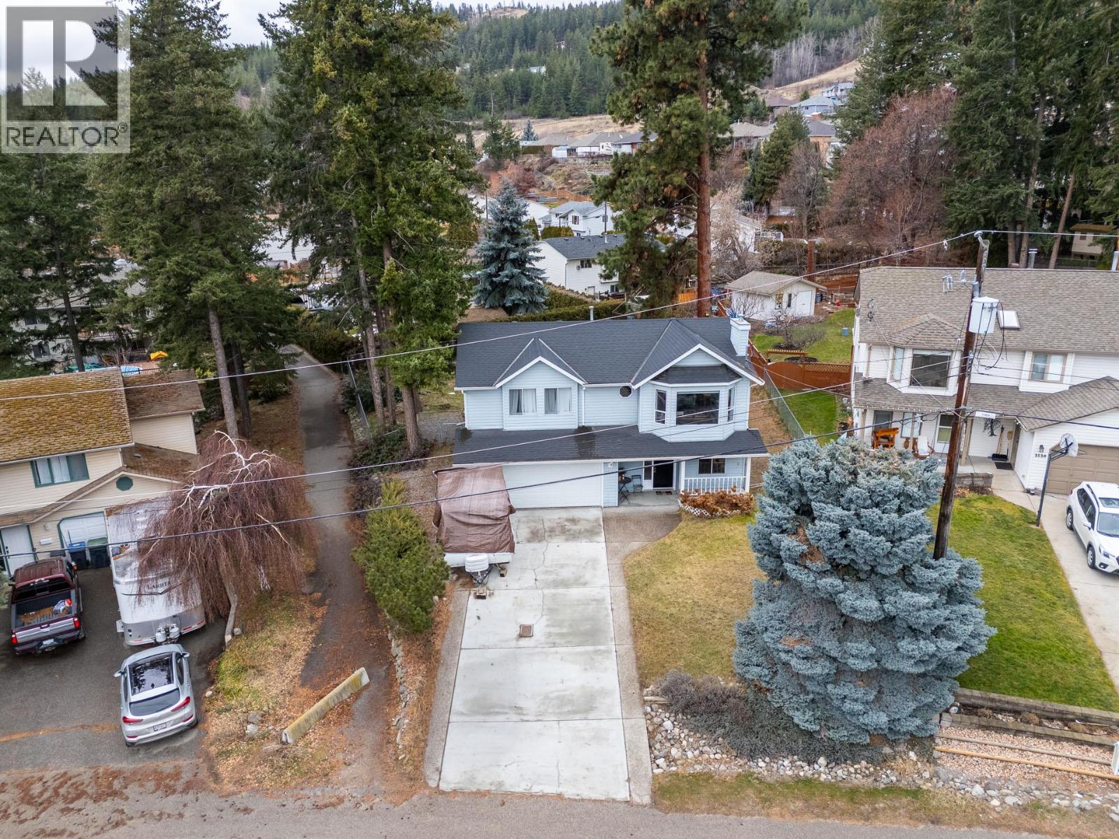 3536 Ashley Court, West Kelowna