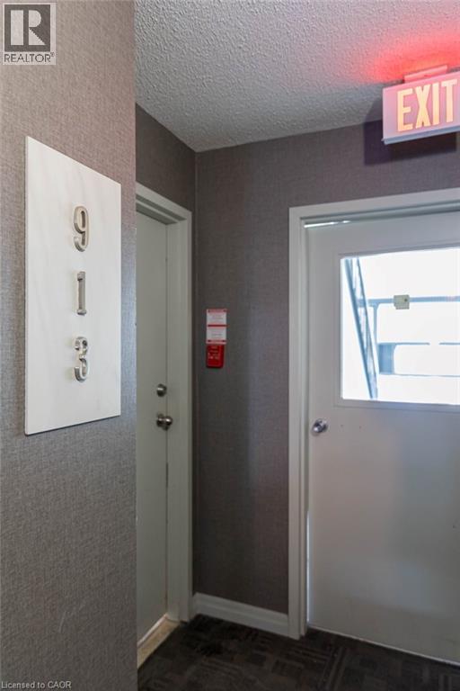 #913 1450 GLEN ABBEY GATE - 4